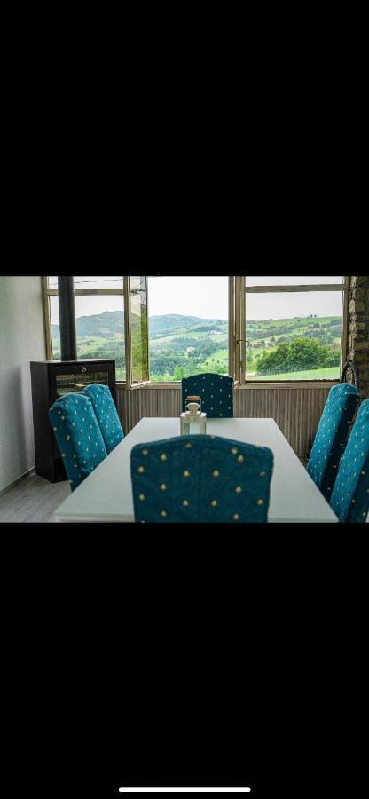 La Baita Nei Boschi Vila Serramazzoni Exterior foto
