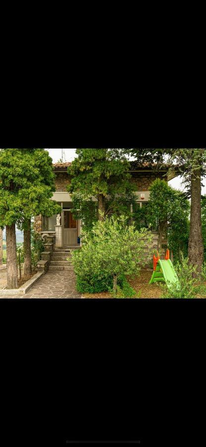 La Baita Nei Boschi Vila Serramazzoni Exterior foto